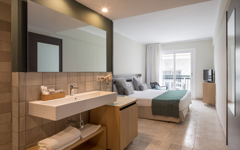 HOTEL BERTRAN
